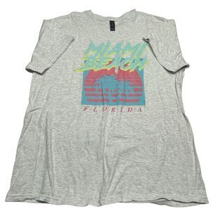 Miami Beach Florida Retro 80s 90s Souvenir Destination Tee N0528